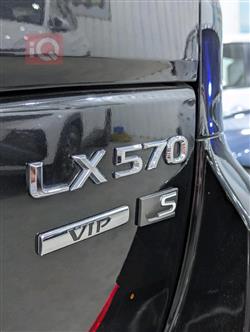 لكزس LX